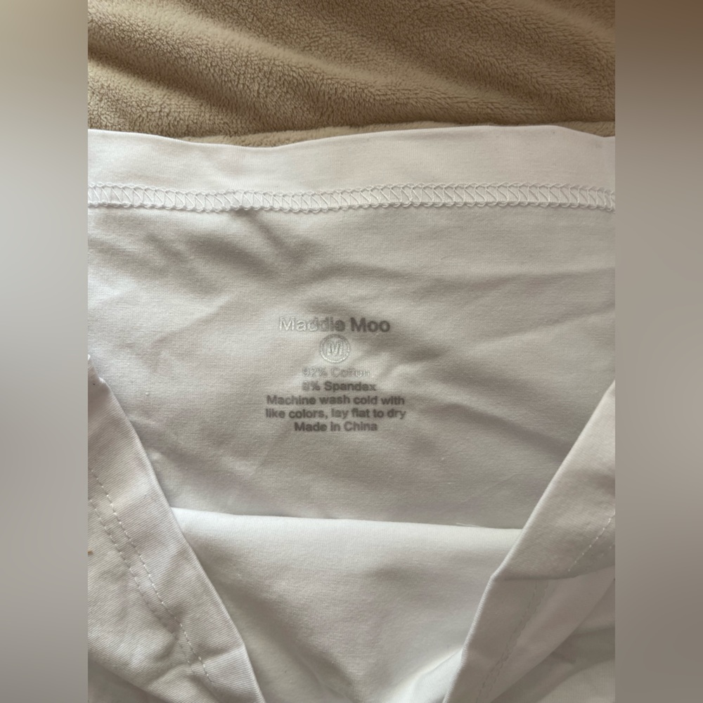 New never worn Maddie Moo Belly Band Size M